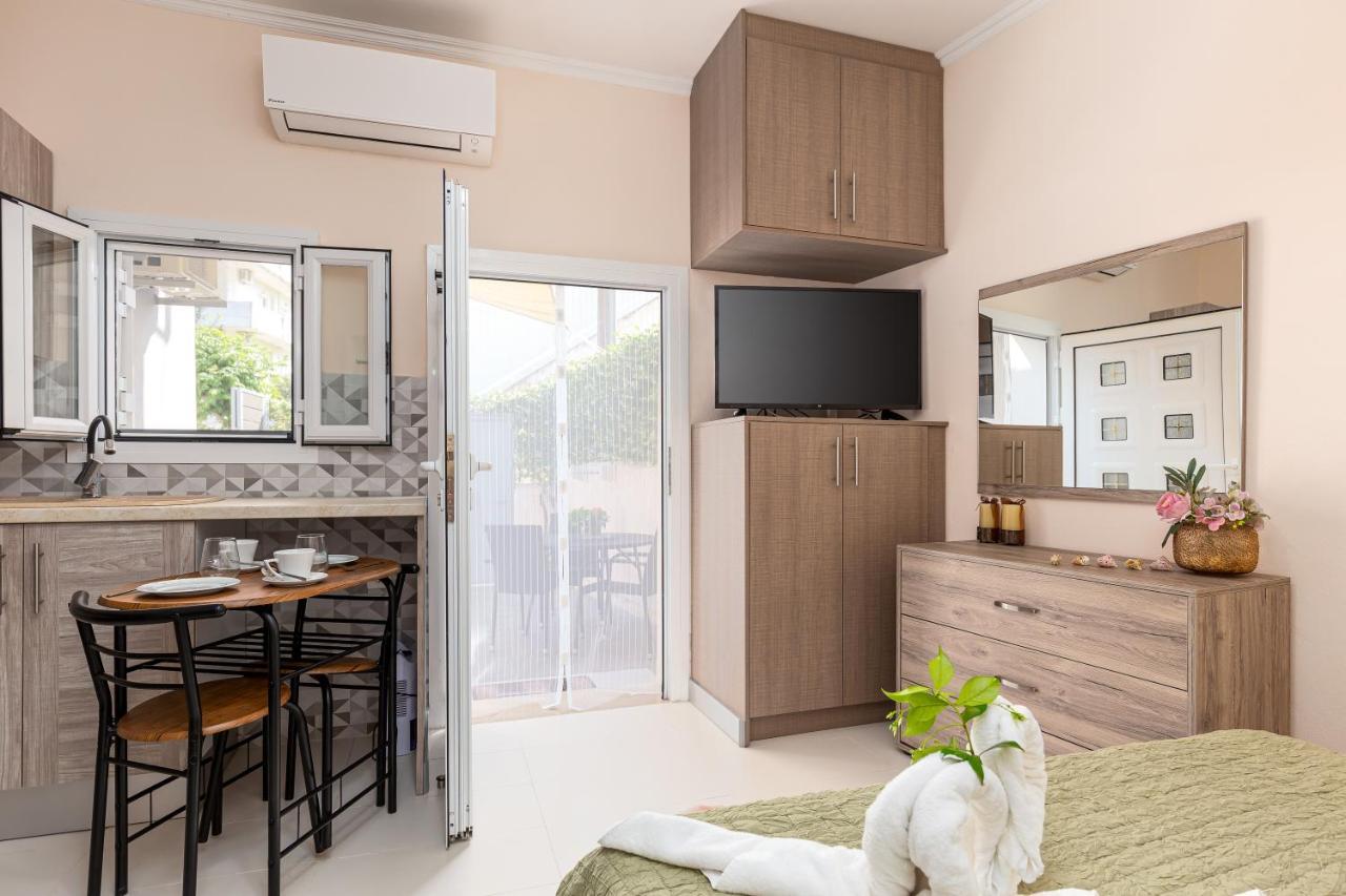 Fouki Apartments Ipsos Beach المظهر الخارجي الصورة